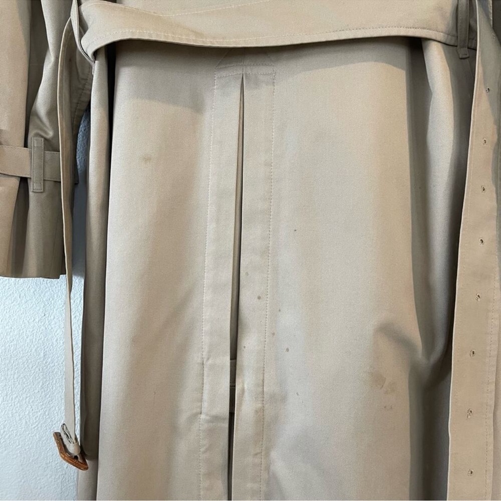 Burberry Vintage Women's Tan Cotton Long Trench Coat w/ Belt (10 L) - Picture 13 of 15